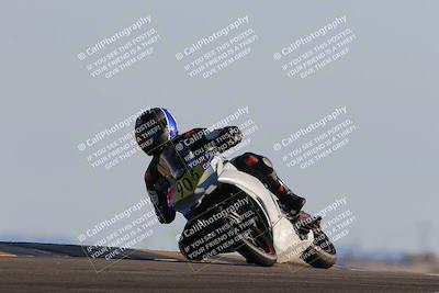 media/Dec-04-2022-CVMA (Sun) [[e38ca9e4fc]]/Race 12 500 Supersport-350 Supersport/